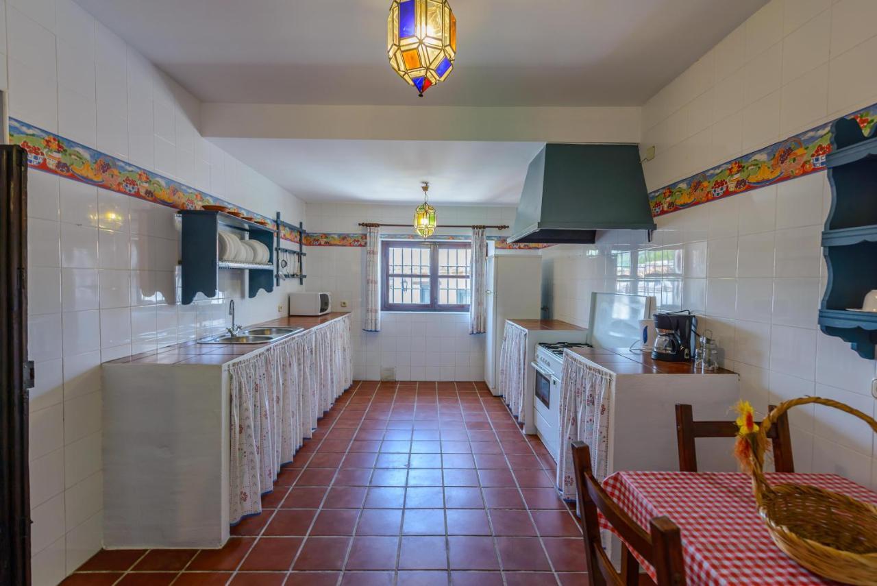 Holiday Home El Pilarillo Piscina Compartida Alcaucín Dış mekan fotoğraf