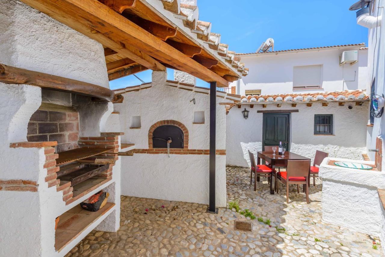 Holiday Home El Pilarillo Piscina Compartida Alcaucín Dış mekan fotoğraf